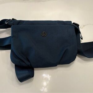 lululemon athletica Dark Green yoga mat carrier and pouch